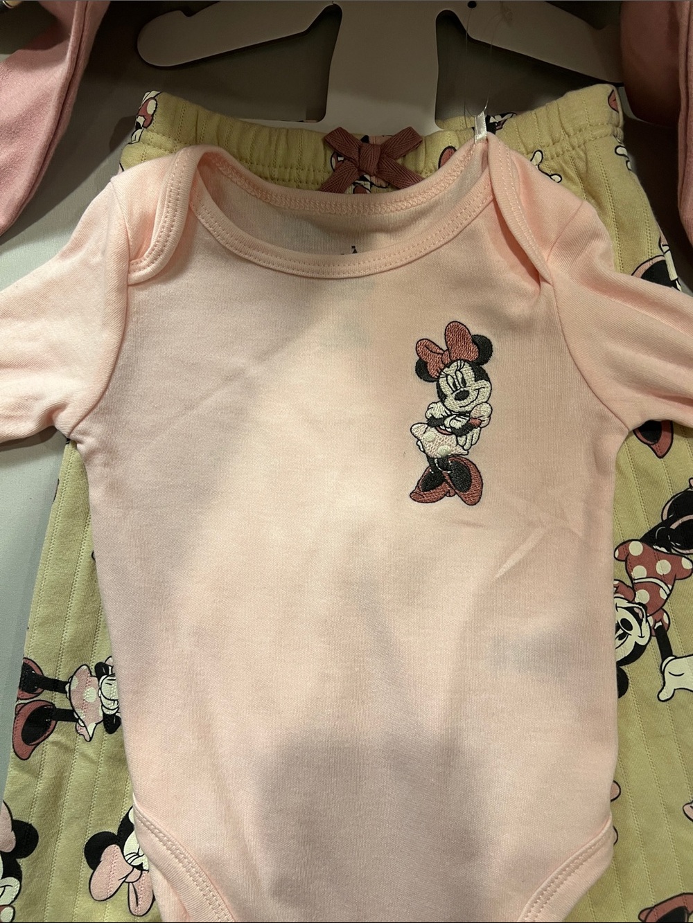 Disney Girls Minnie Mouse 4-Piece Pajama Set in Pink and Cream Size 18M - Picture 5 of 10
